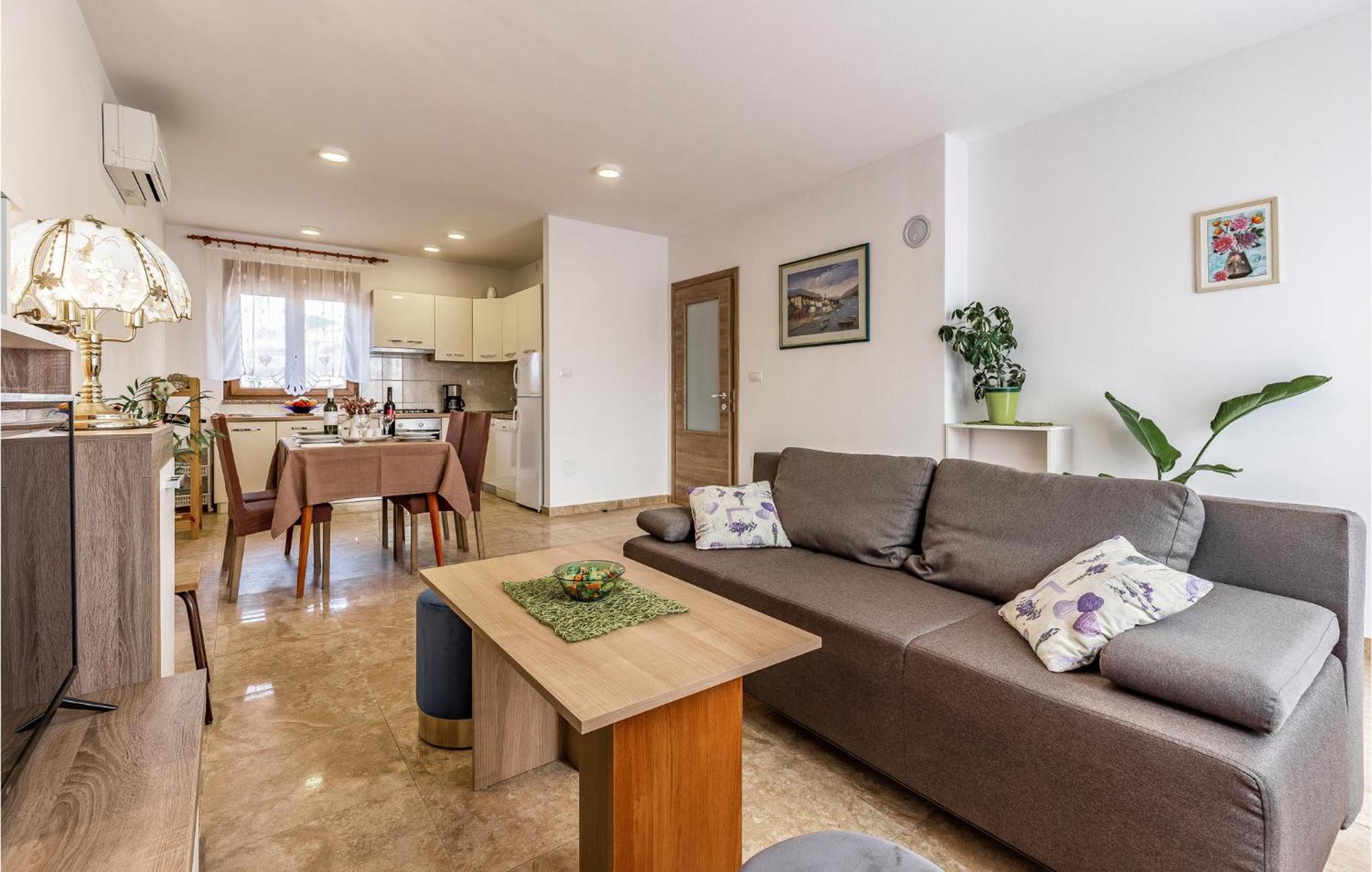 Awesome Apartment In Pula With Wifi Exterior foto