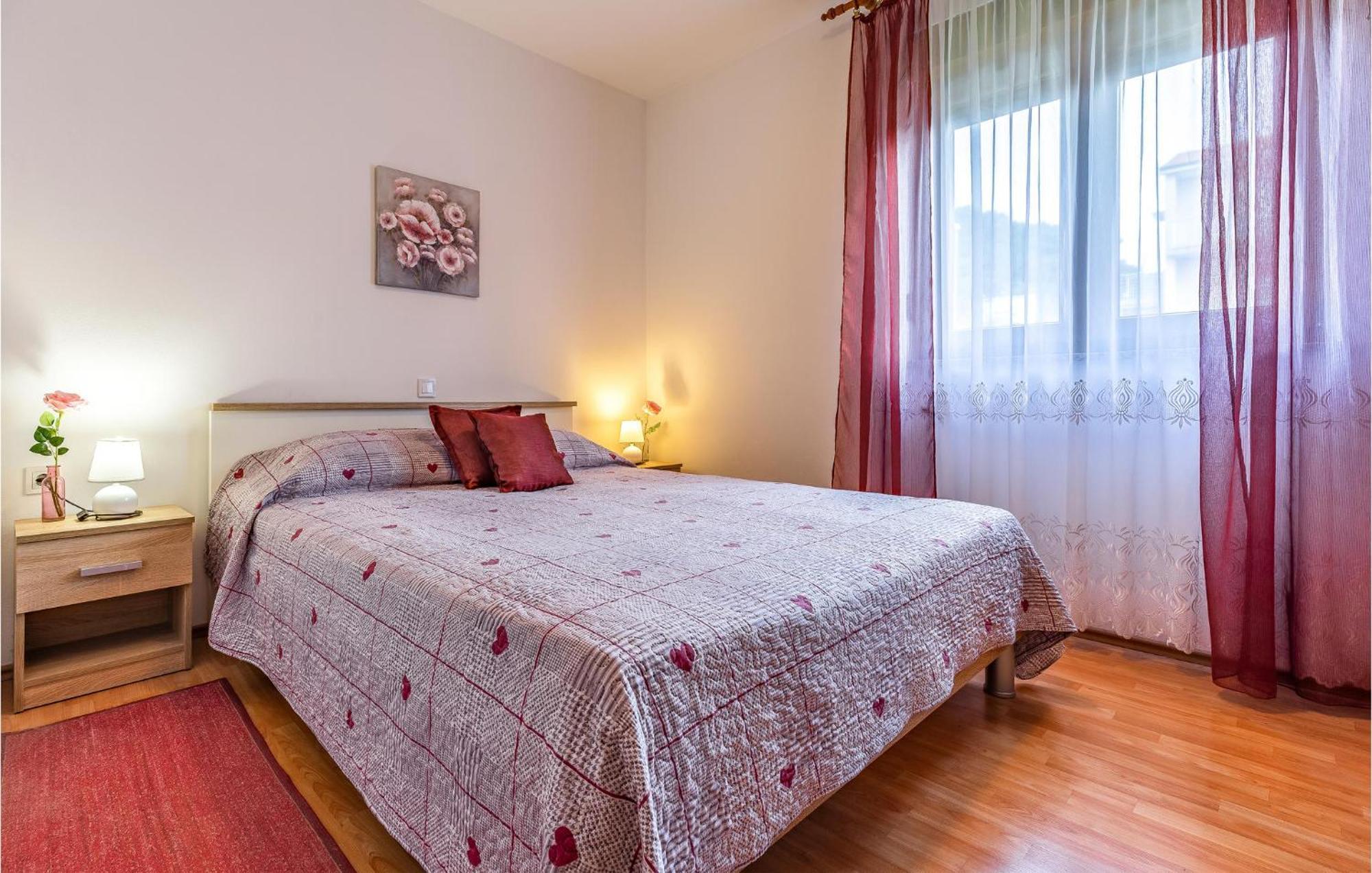 Awesome Apartment In Pula With Wifi Exterior foto